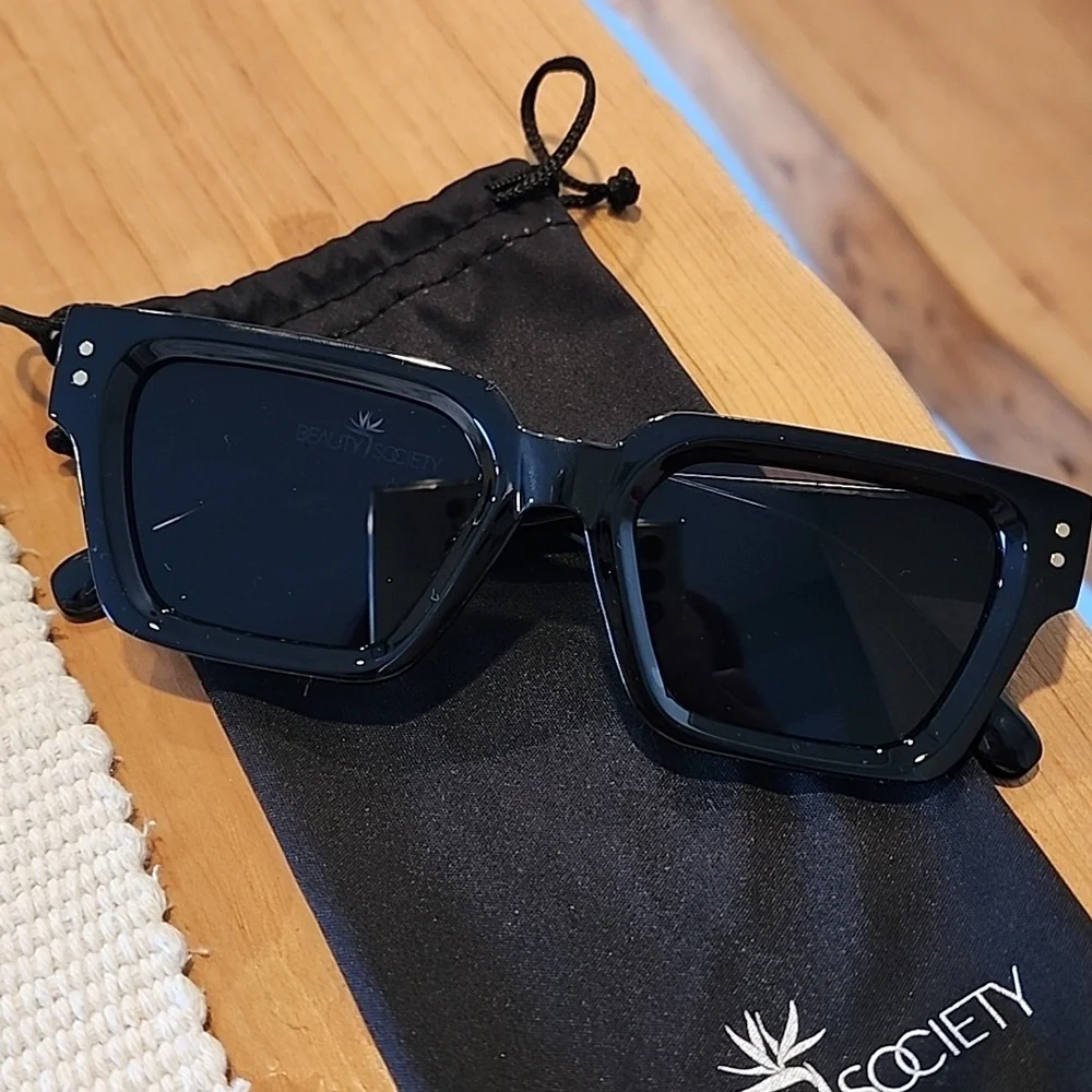 10 item! Beauty Society Best of fall/vacay  🎯✈️travel bundle *new product! - Picture 7 of 12